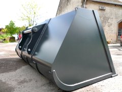 Godet vrac grand volume renforcé "PRO" MANITOU"