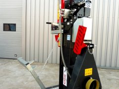 Fendeuse de bûches EVO 30 groupe + treuil hydraulique